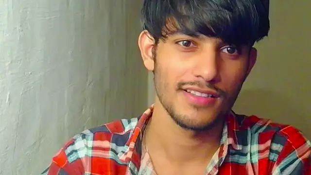 kingkartik7 online show from September 10, 3:55 pm