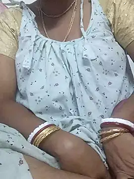 Snapshot of miss-Riy chatting on December 21, 9:11 am miss-Riy online show from December 21, 9:11 am