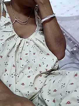 Snapshot of miss-Riy chatting on December 16, 5:28 pm miss-Riy online show from December 16, 5:28 pm