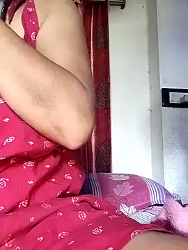 Snapshot of miss-Riy chatting on March 3, 8:19 am miss-Riy online show from March 3, 8:19 am