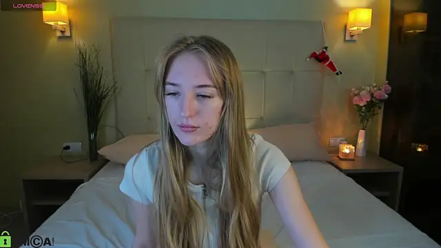 Snapshot of Stacy_River chatting on January 6, 9:24 am Stacy River online show from January 6, 9:24 am