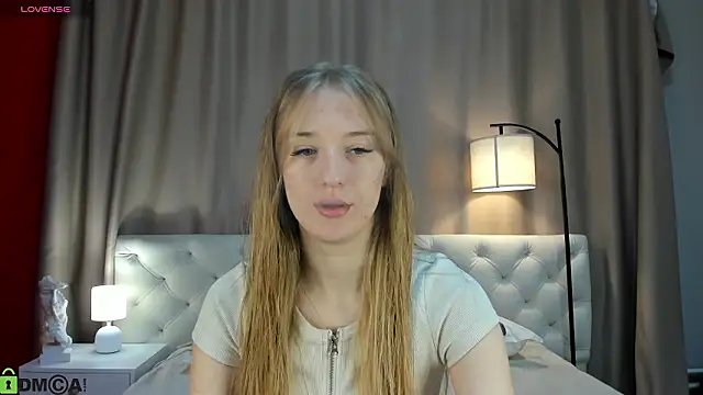 Snapshot of Stacy_River chatting on February 24, 9:32 am Stacy River online show from February 24, 9:32 am