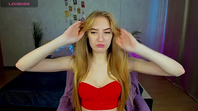 Snapshot of Stacy_River chatting on February 2, 8:24 am Stacy River online show from February 2, 8:24 am