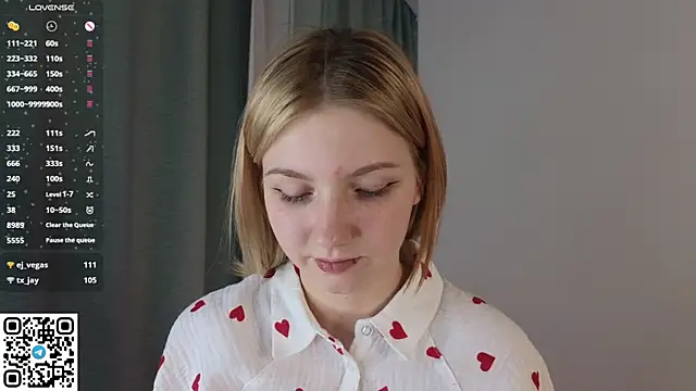Snapshot of PeaceAtherton chatting on February 10, 9:04 am PeaceAtherton online show from February 10, 9:04 am