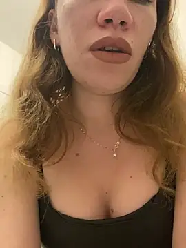 Snapshot of EvaRush chatting on December 15, 6:59 pm EvaRush online show from December 15, 6:59 pm