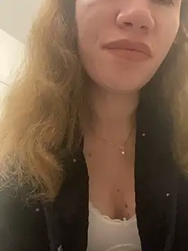 Snapshot of EvaRush chatting on December 5, 8:17 pm EvaRush online show from December 5, 8:17 pm