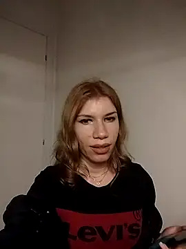 Snapshot of EvaRush chatting on November 25, 6:52 pm EvaRush online show from November 25, 6:52 pm