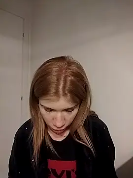 Snapshot of EvaRush chatting on November 17, 11:31 pm EvaRush online show from November 17, 11:31 pm