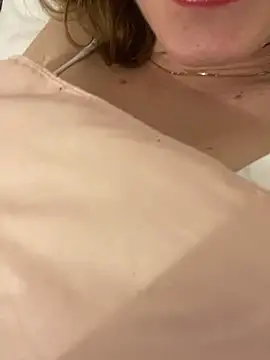 Snapshot of EvaRush chatting on February 16, 8:11 pm EvaRush online show from February 16, 8:11 pm