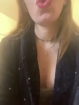 Snapshot of EvaRush chatting on February 28, 8:20 am EvaRush online show from February 28, 8:20 am