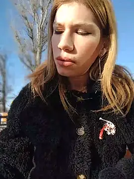 EvaRush online show from March 13, 2:33 pm