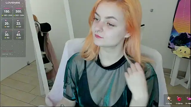 Fire Bestie online show from December 21, 1:57 pm