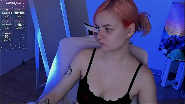 Fire Bestie online show from January 11, 2:02 pm