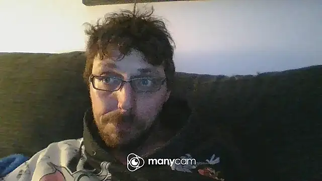Snapshot of redtoyanal chatting on March 5, 11:27 pm redtoyanal online show from March 5, 11:27 pm