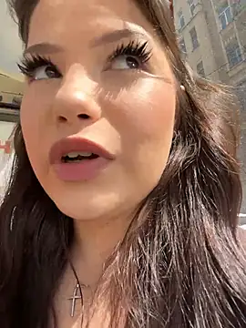 Chloe  Moon online show from July 3, 9:05 am
