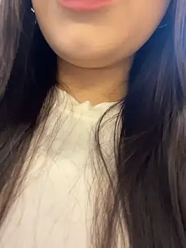 Chloe  Moon online show from March 7, 2:22 pm