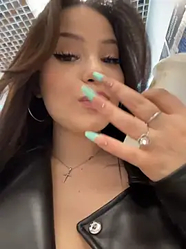 Chloe  Moon online show from March 14, 2:12 pm