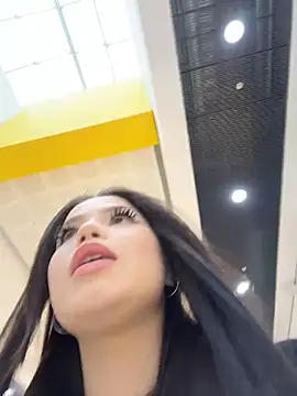 Chloe  Moon online show from February 28, 2:06 pm