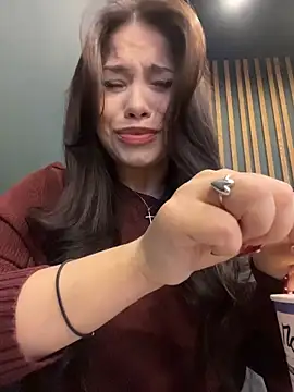 Chloe  Moon online show from December 19, 2:08 pm