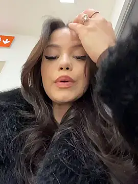 Chloe  Moon online show from February 5, 2:02 pm