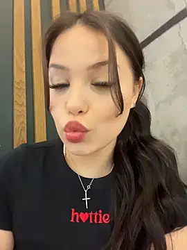 Chloe  Moon online show from October 27, 1:34 pm