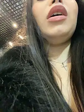 Chloe  Moon online show from December 30, 11:15 am