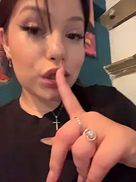 Chloe  Moon online show from June 15, 2:17 pm