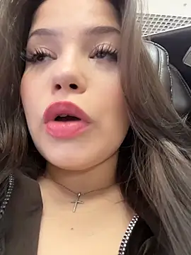 Chloe  Moon online show from April 13, 2:10 pm