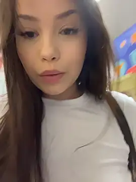 Chloe  Moon online show from July 24, 9:05 am
