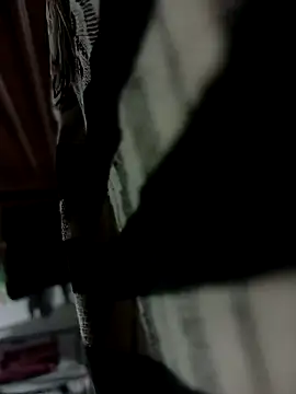 Snapshot of nikini1621 chatting on October 30, 8:17 pm nikini1621 online show from October 30, 8:17 pm