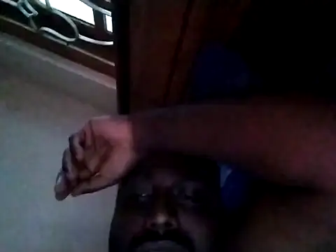 Snapshot of nikini1621 chatting on October 28, 12:04 pm nikini1621 online show from October 28, 12:04 pm