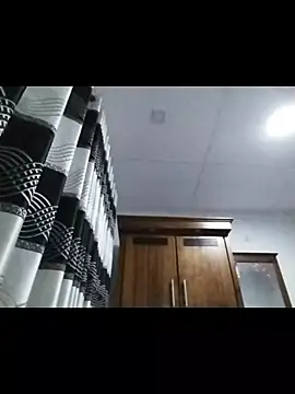 nikini1621 online show from February 22, 4:30 pm