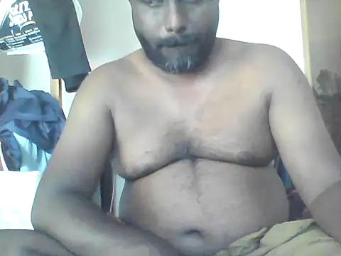 Snapshot of nikini1621 chatting on November 4, 6:06 am nikini1621 online show from November 4, 6:06 am