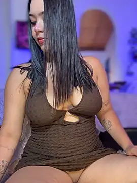 Snapshot of LunaRose5 chatting on July 8, 2:46 am LunaRose5 online show from July 8, 2:46 am