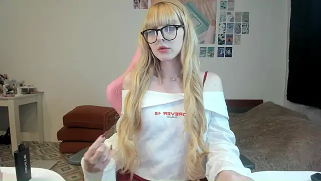 joy pretty online show from March 8, 4:50 pm