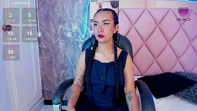 AntonellaQueenn online show from March 20, 11:27 am