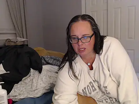 LauLauPAWG online show from October 13, 2:24 am
