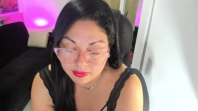Snapshot of jessicarabbit_1 chatting on October 10, 10:54 pm jessicarabbit 1 online show from October 10, 10:54 pm