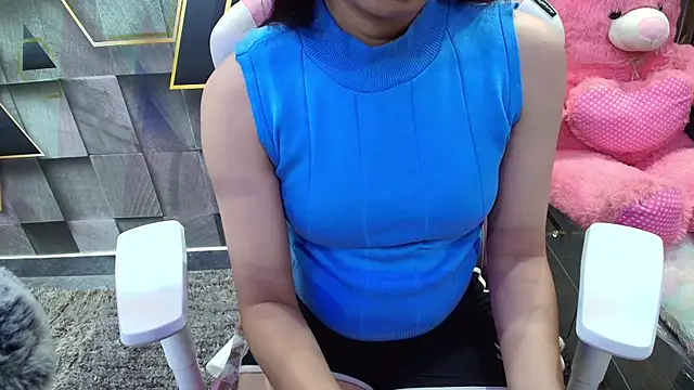 YourKusu online show from October 10, 11:11 am