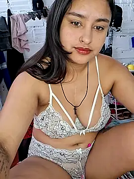 Snapshot of sariitha_sw chatting on July 17, 2:36 pm sariitha sw online show from July 17, 2:36 pm