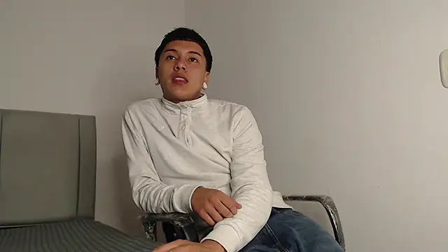 alex-lover online show from March 26, 3:16 am