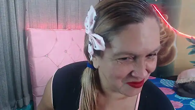 mom son dirty online show from November 1, 1:49 pm