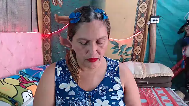 mom son dirty online show from November 4, 2:10 pm