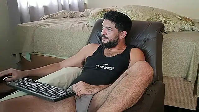 Snapshot of LUH133 chatting on September 24, 4:46 pm LUH133 online show from September 24, 4:46 pm