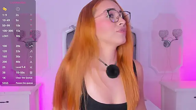 PollyGrey  online show from September 20, 3:44 am