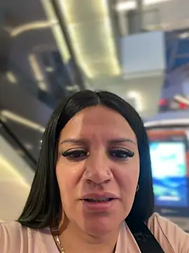 Milff parkerrr online show from April 2, 11:22 pm