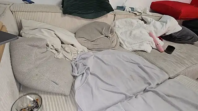 chubbybear88 online show from December 21, 5:53 am