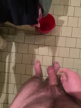 Tomkitomkii online show from February 16, 8:10 am