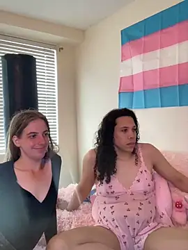 Snapshot of PeacockGoddess chatting on September 29, 8:14 pm PeacockGoddess online show from September 29, 8:14 pm