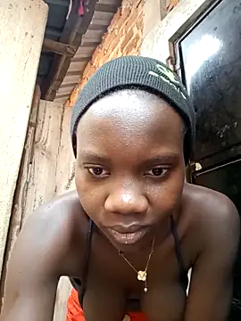 Snapshot of Black_juicy24 chatting on May 2, 5:01 am Black juicy24 online show from May 2, 5:01 am